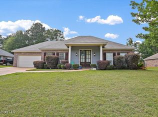 609 Huntington Dr, Brandon, MS 39047