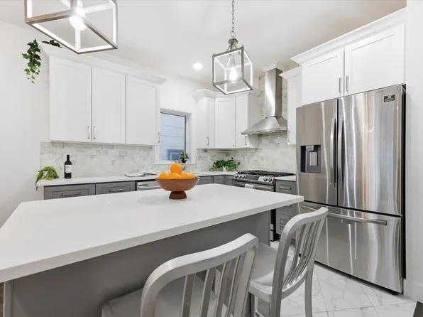 519 Liberty Avenue image 8 of 38