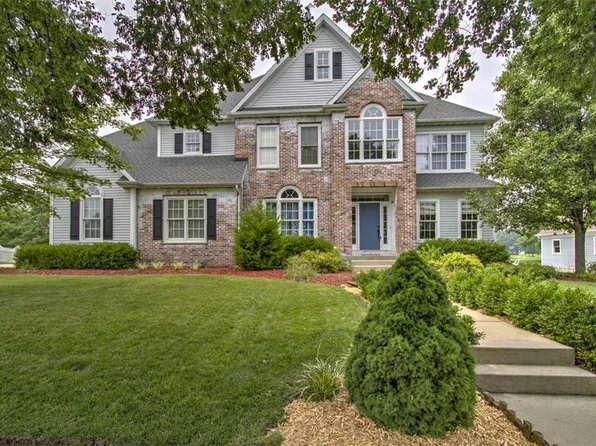 2665 Southlake Pkwy, Decatur, IL 62521