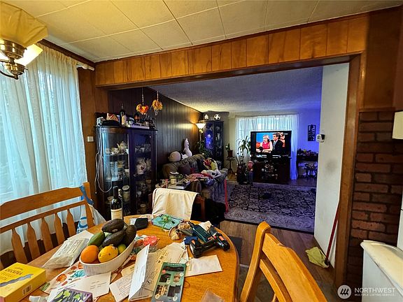 4th image of 17205 33rd Avenue S #SeaTac