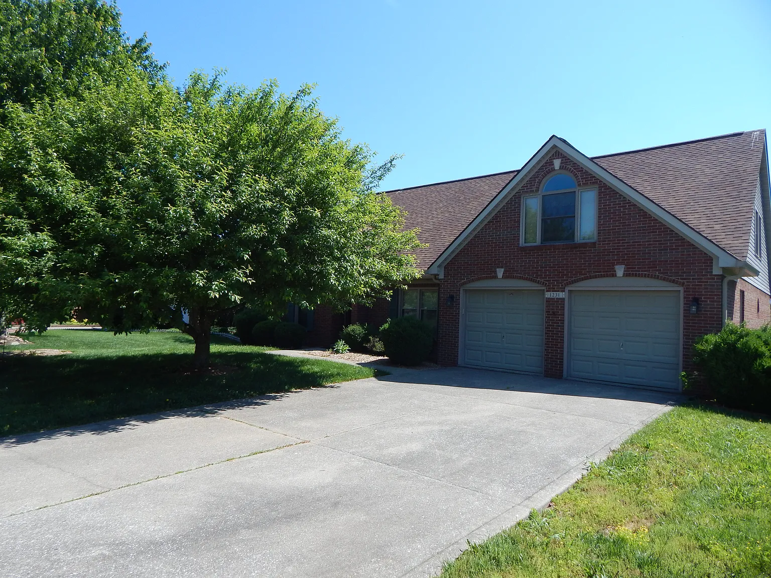 1231 Kimbel Dr photo 1