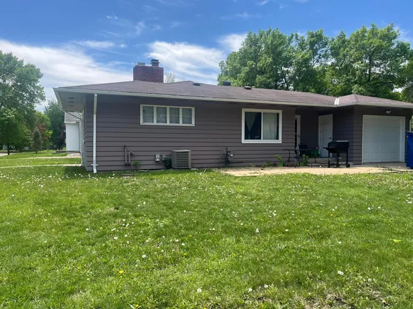 700 14th St SW, Willmar, MN 56201