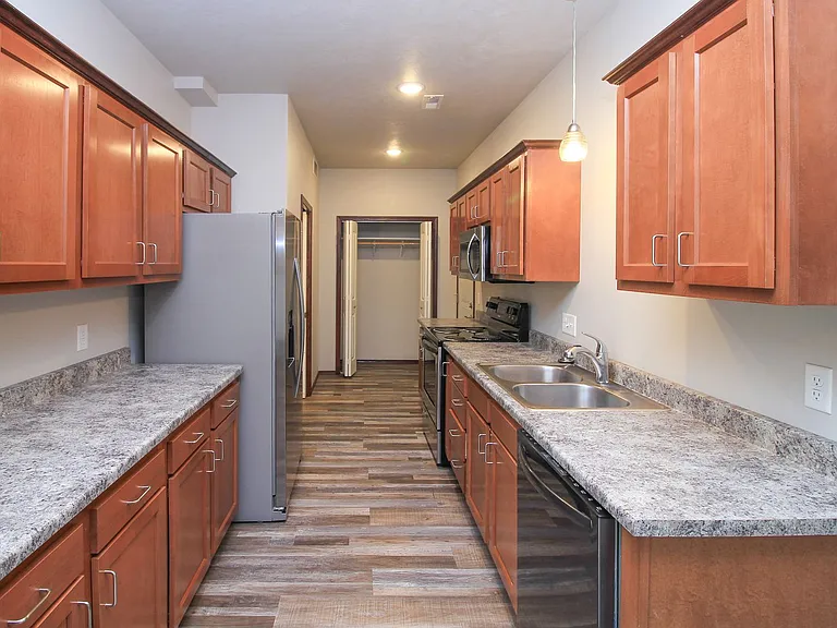 Tanner Court Estates -3 bed units townhouses in Tea, SD! — Photo 57