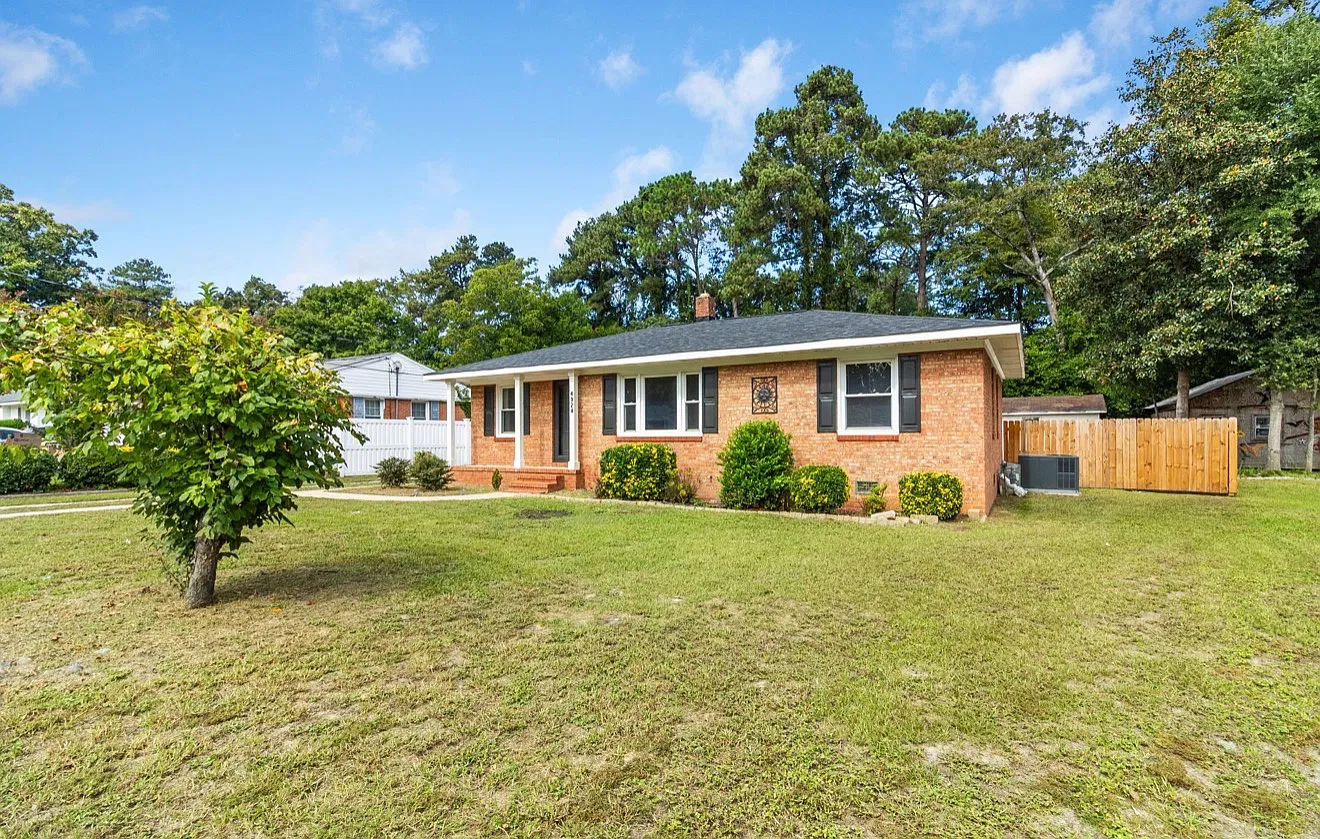 3 bed, 1133 sqft, $1,450 — Photo 3