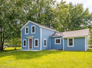 205 N Kellogg Rd, Howell, MI 48843