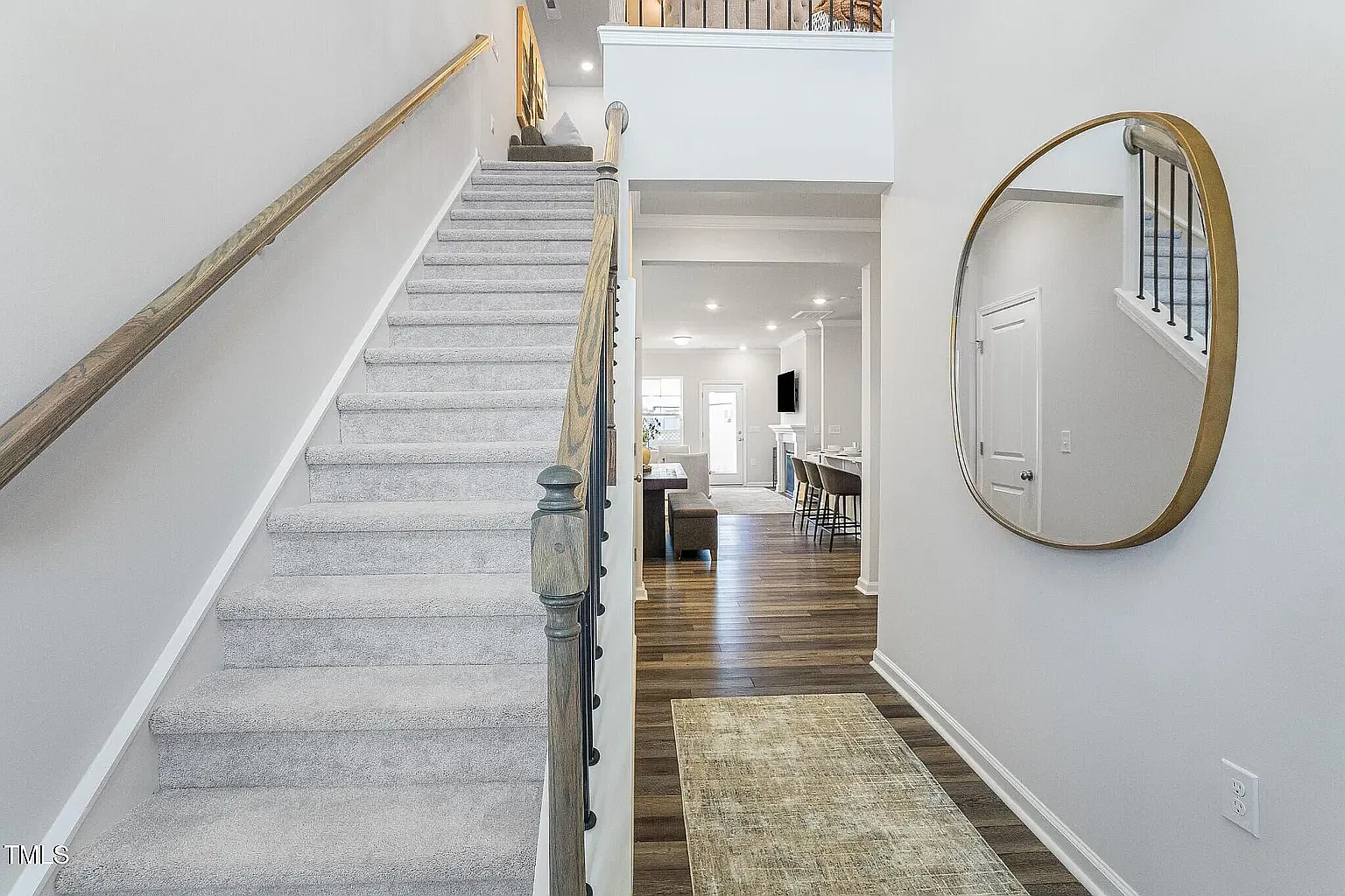 4 bed, 2134 sqft, $2,350 — Photo 4