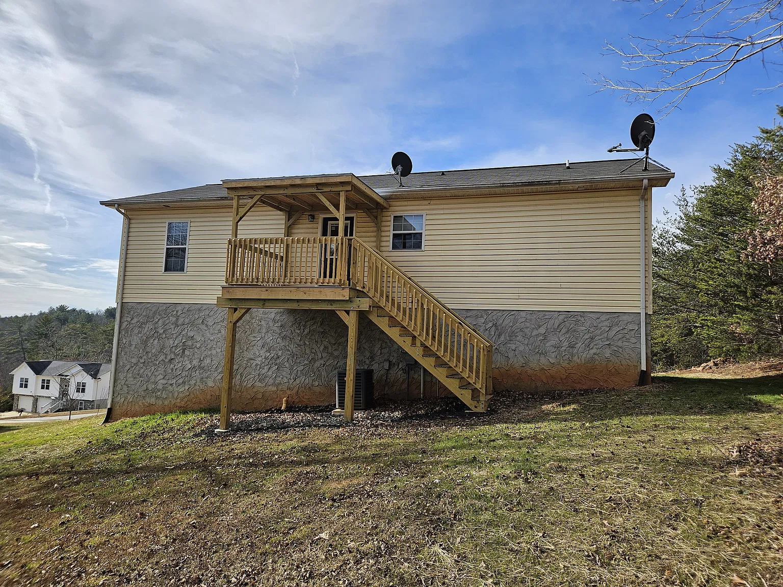 1140 Allman Ridge Rd — Photo 3