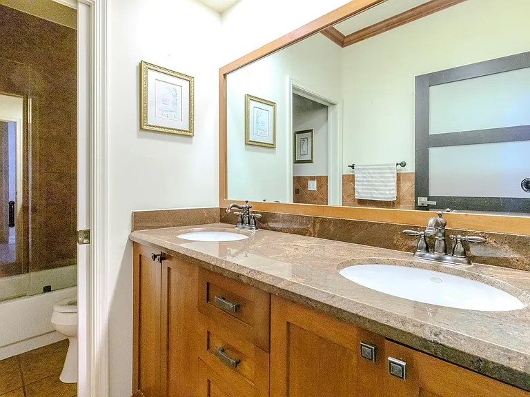 4082 Trenton Ave — Photo 22