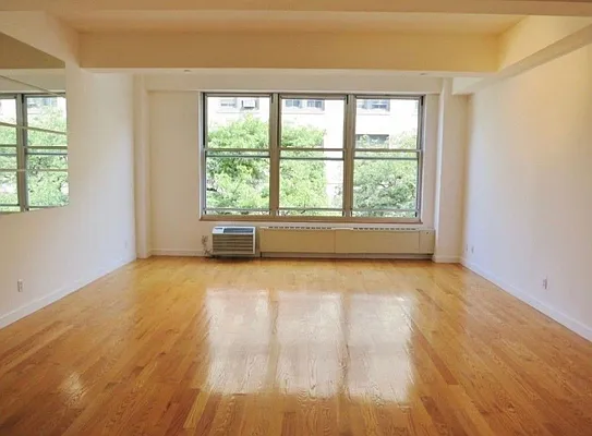 Rented by Brooklyn Bridge | media 4