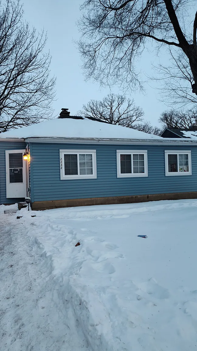 2232 Jefferson Ave photo 1