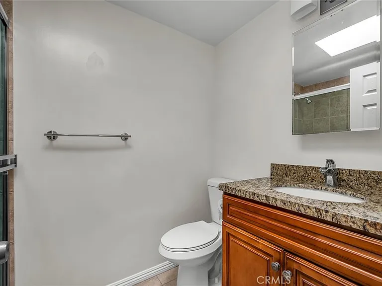 544 Glenneyre St #7 — Photo 15