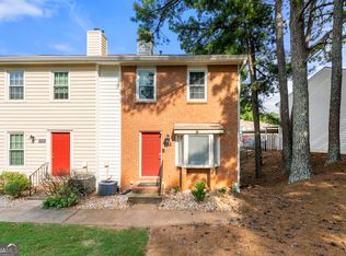 136 Holcomb Ferry Rd, Roswell, GA 30076