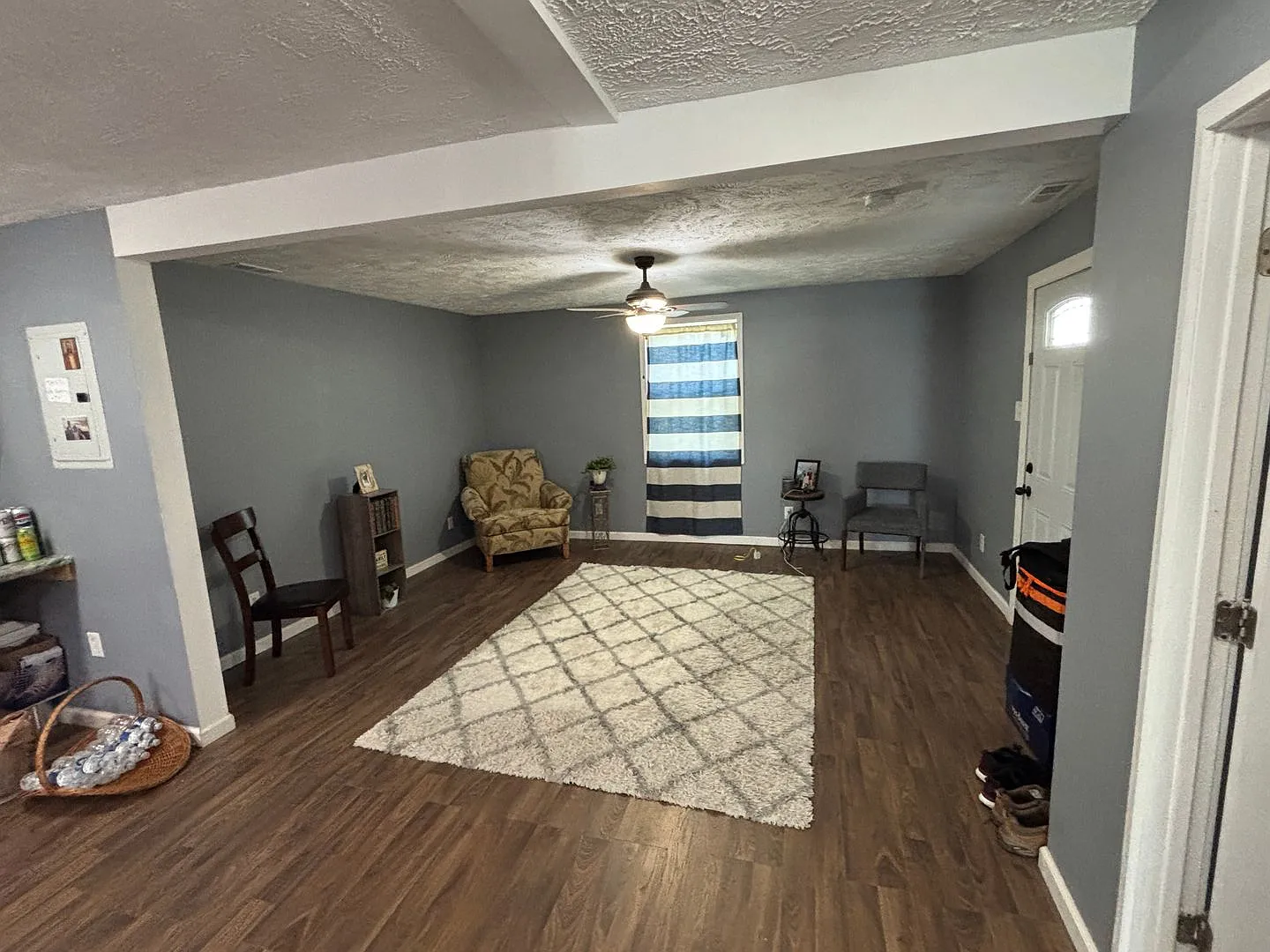 3bed/1 bath — Photo 2