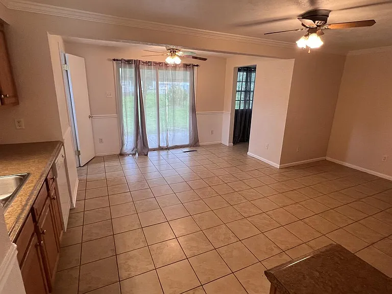 138 Work Dr — Photo 10