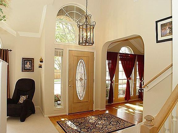 3rd image of 3109 Fox Hollow Dr