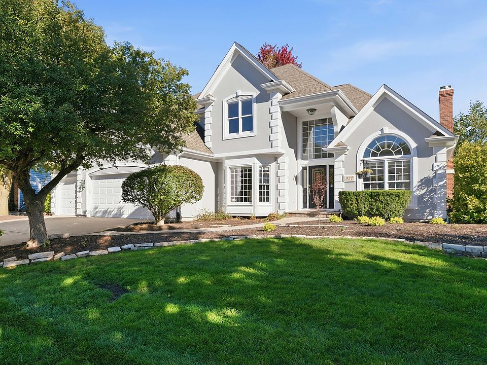 1st image of 937 Saint Andrews Cir