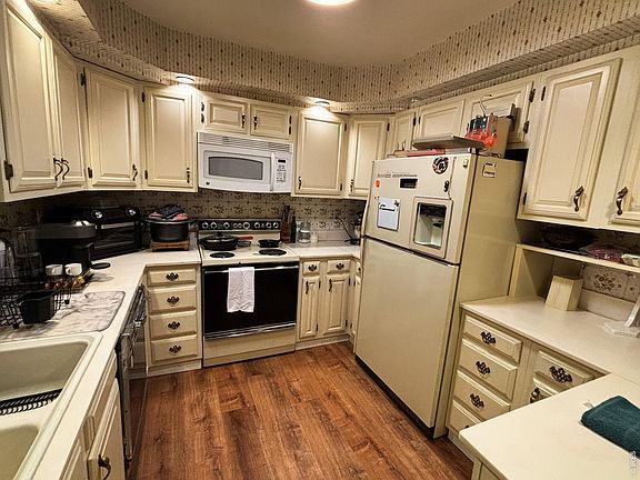 5th image of 4630 W 14th St