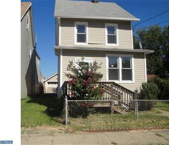 131 N Fairview St, Riverside, NJ, 08075