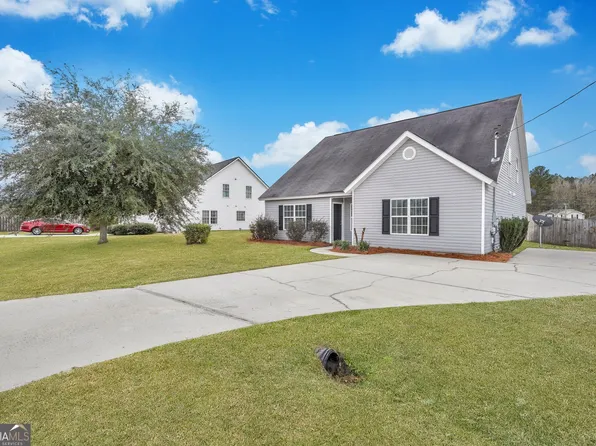 35 Oscar Ct, Ellabell, GA 31308