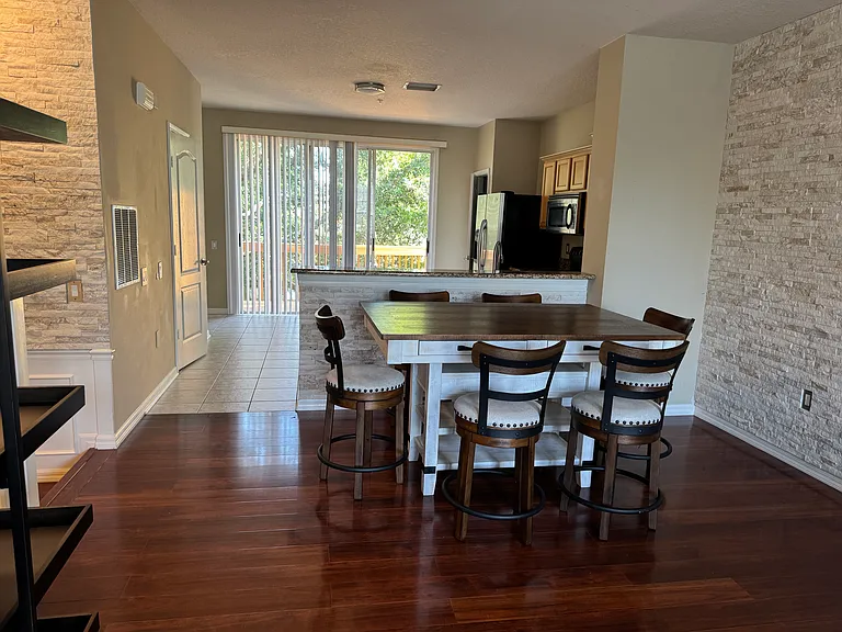 3133 Bayshore Oaks Dr — Photo 14