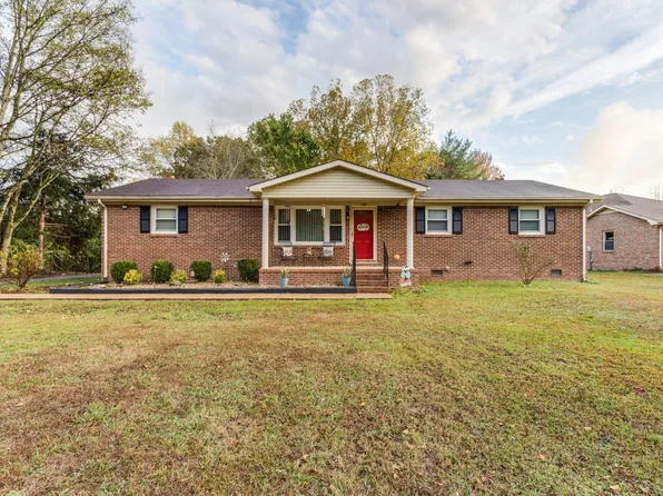 333 Emmett Stone Ln, Normandy, TN 37360