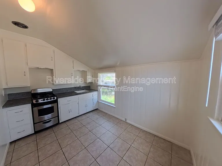 3939 Twining St #B — Photo 6
