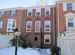 4335 Cedarlake Ct, Alexandria, VA 22309
