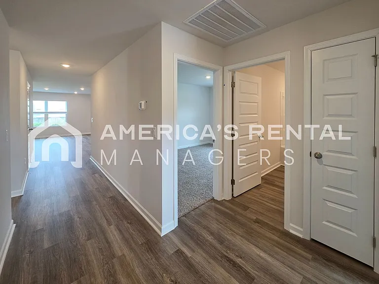 108 Jonboy Ave — Photo 8