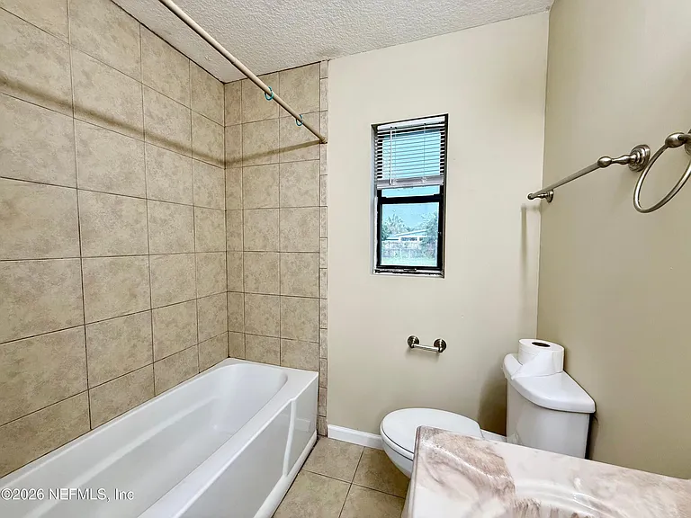 524 17th Ave N — Photo 21