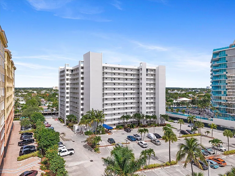 1391 S Ocean Blvd #906 — Photo 33