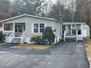 12 Giovanni Rose Ct, Coventry, RI 02816