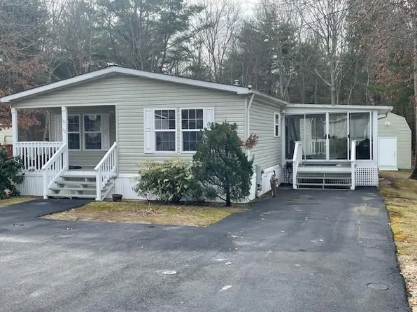 12 Giovanni Rose Ct, Coventry, RI 02816