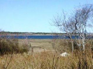 2 3rd St, Westport, MA 02790