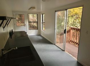 950 Hillcrest Dr, Felton, CA