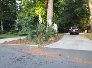 245 Pinetree Dr, Marietta, GA 30068