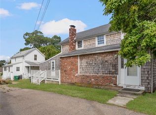 15 Forrest St, Warwick, RI 02889