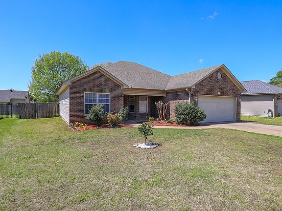 2nd image of 3105 Longmeadow Dr