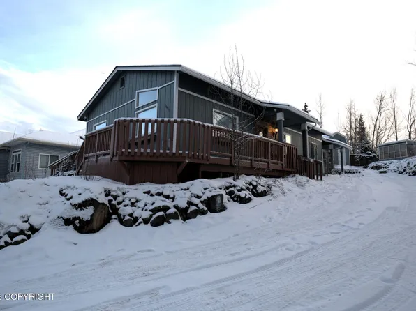 16618 Eleonora St, Eagle River, AK 99577