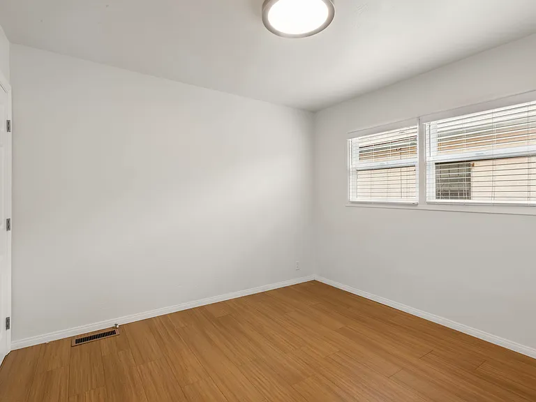 4233 Pepper Dr — Photo 14
