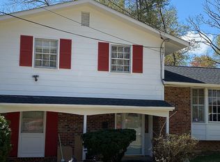 7405 Heidelburg Ct, Lanham, MD 20706