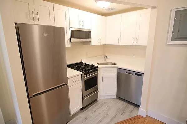 Rented by Guidance Realty Corp. | media 16