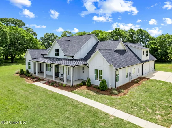 177 Russell Rd, Flora, MS 39071