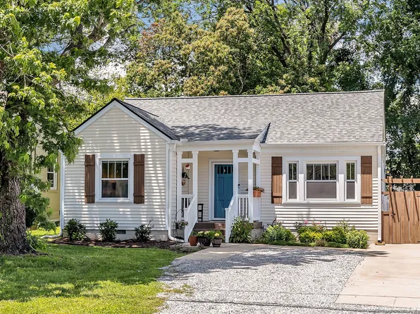907 Broadmoor Dr, Nashville, TN 37216