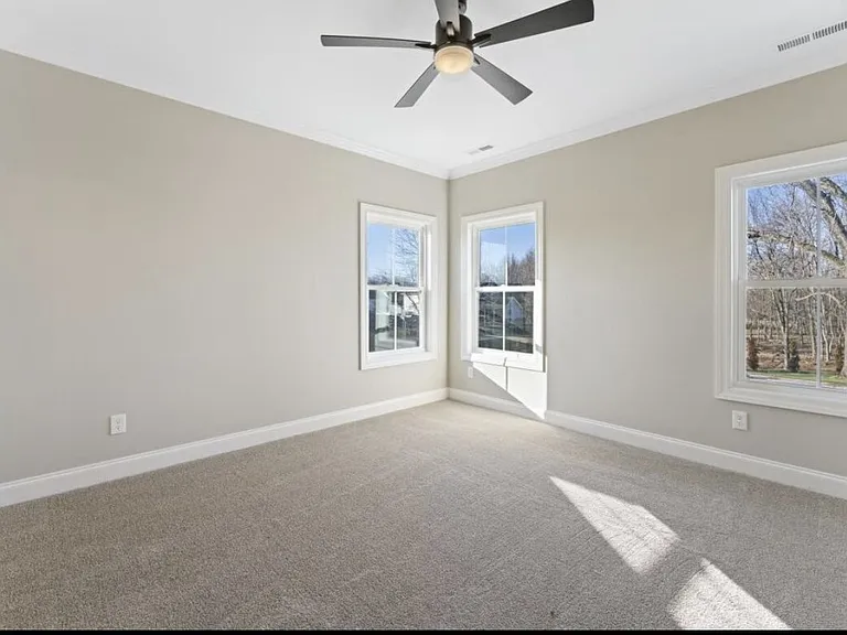 1403 Rebecca Johns Dr — Photo 8
