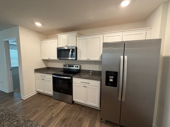 231 Ambernic Way, Sweetwater, TN 37874