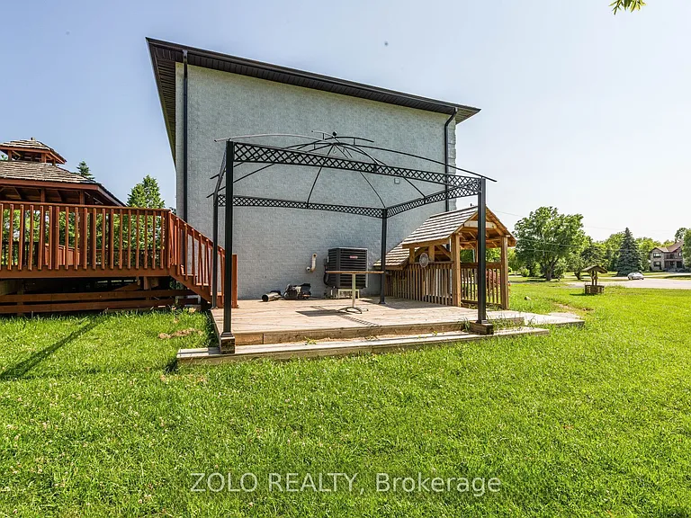 45 Hilda Rd — Photo 29