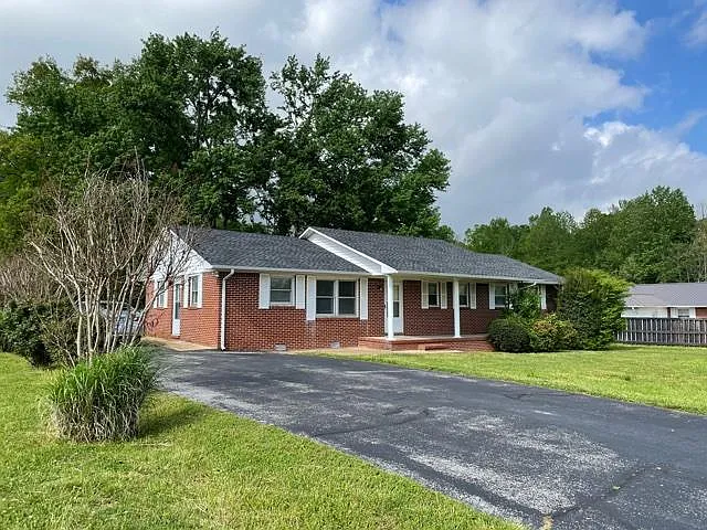 1506 Matts Hollow Rd — Photo 13