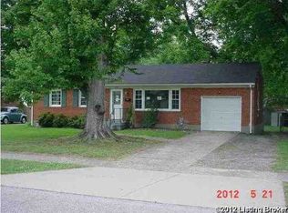 2013 Dixie Garden Dr, Louisville, KY 40272