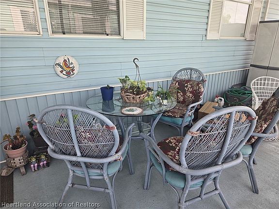 5th image of 4901 Jasper St