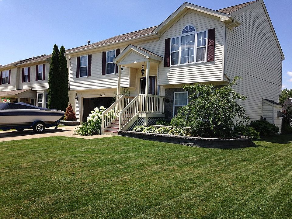 1st image of 2627 Driftwood Dr